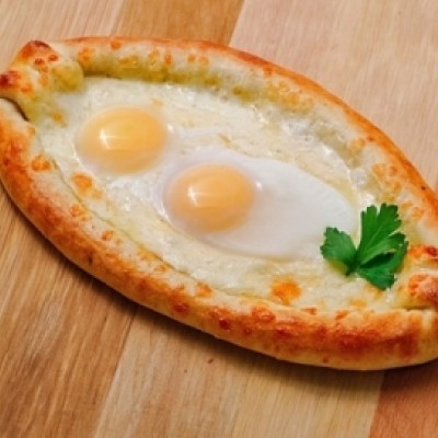 Хачапури по аджарски 2 яйца